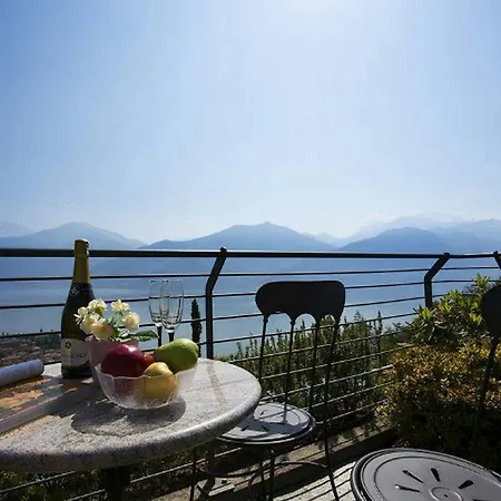 Sant' Andrea Elegante Apartment Menaggio